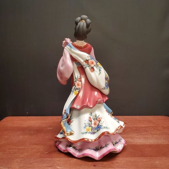 The Plum Blossom Princess by Lena Liu by The Danbury Mint - Picture 3 of 8